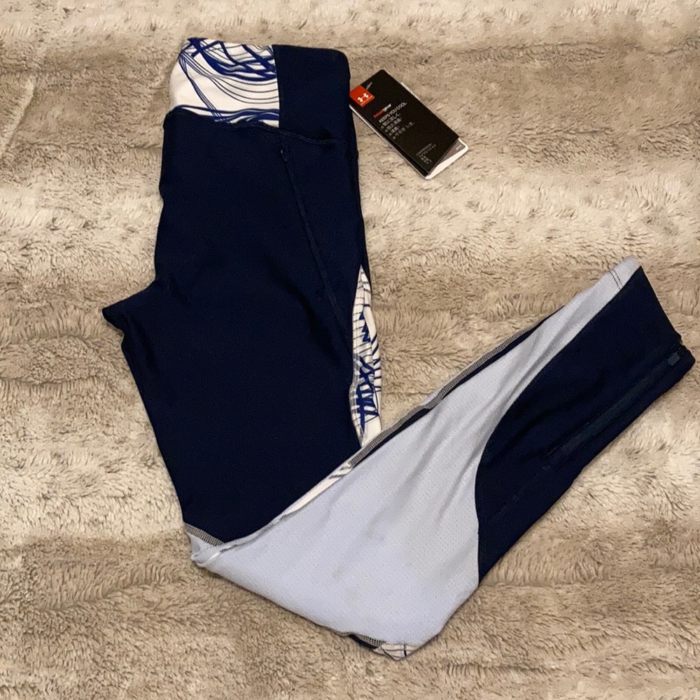 Under armour workout leggings.